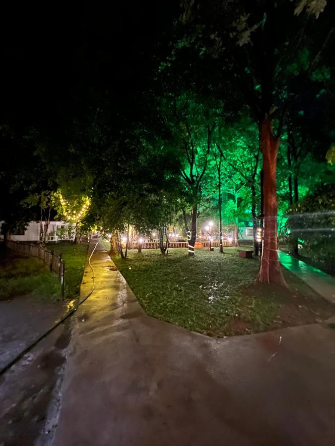Surya Eco And Wedding Resort Thrissur Eksteriør billede