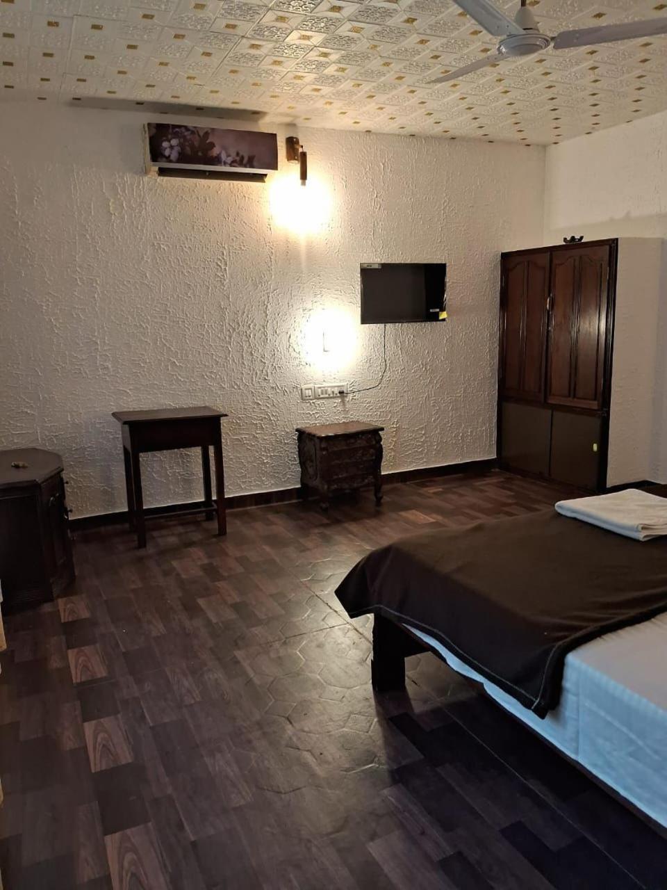 Surya Eco And Wedding Resort Thrissur Eksteriør billede