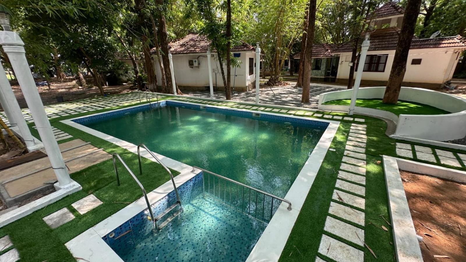 Surya Eco And Wedding Resort Thrissur Eksteriør billede